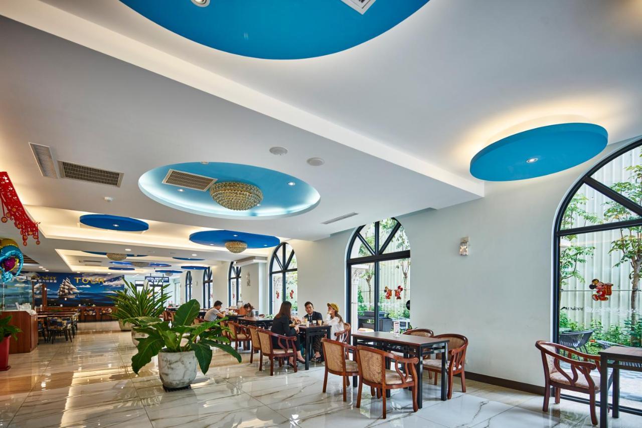 Menippe Hotel Kaohsiung Exterior foto